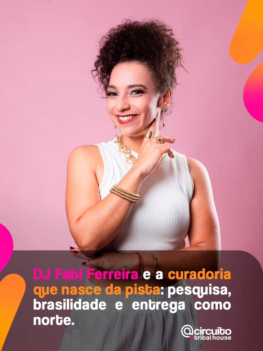 A construção dos sets de Fabi Ferreira @djfabiferreira começa muito antes de subir ao palco